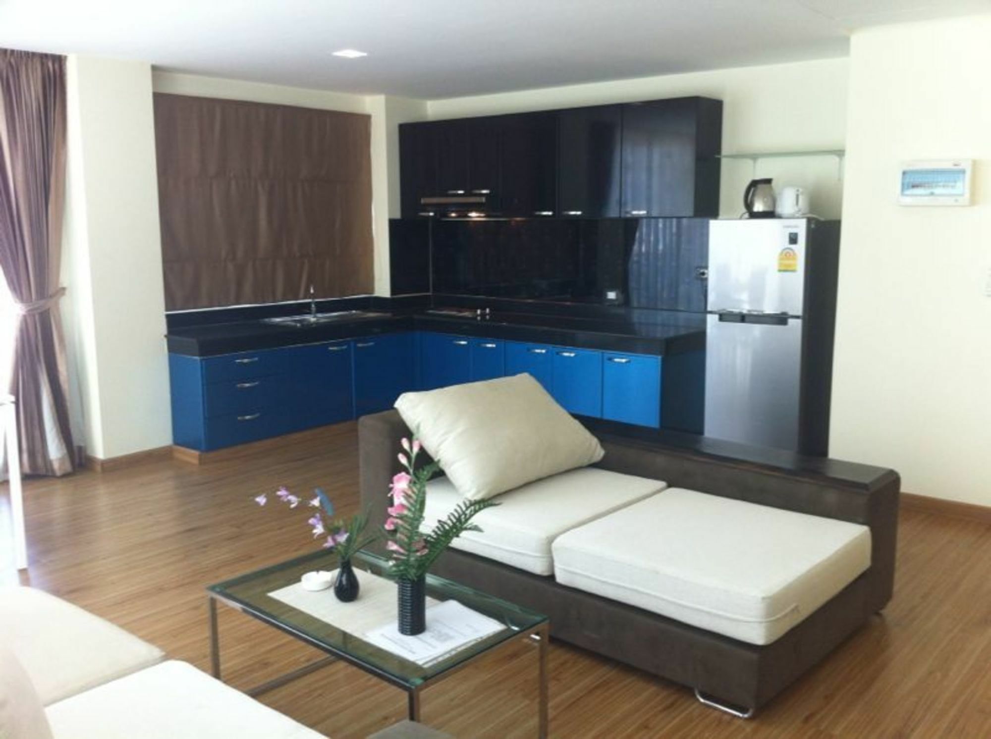 Апартаменти Goldstone Residency Patong , Phuket Екстер'єр фото