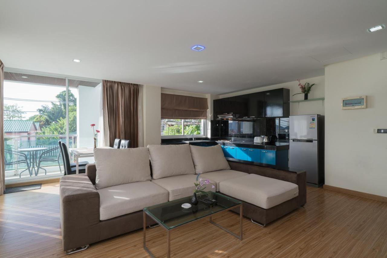 Апартаменти Goldstone Residency Patong , Phuket Екстер'єр фото