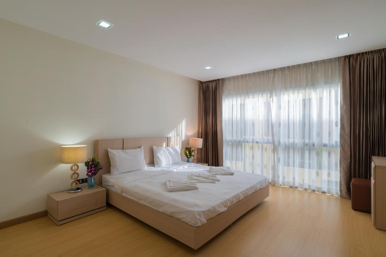 Апартаменти Goldstone Residency Patong , Phuket Екстер'єр фото