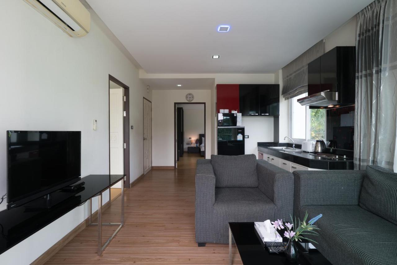 Апартаменти Goldstone Residency Patong , Phuket Екстер'єр фото
